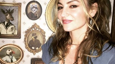 drea d matteo nude|Drea de Matteo Sexy & Topless (6 Pics)